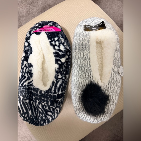 Shoes - Cozy Women’s Slipper - 2 Pair Bundle